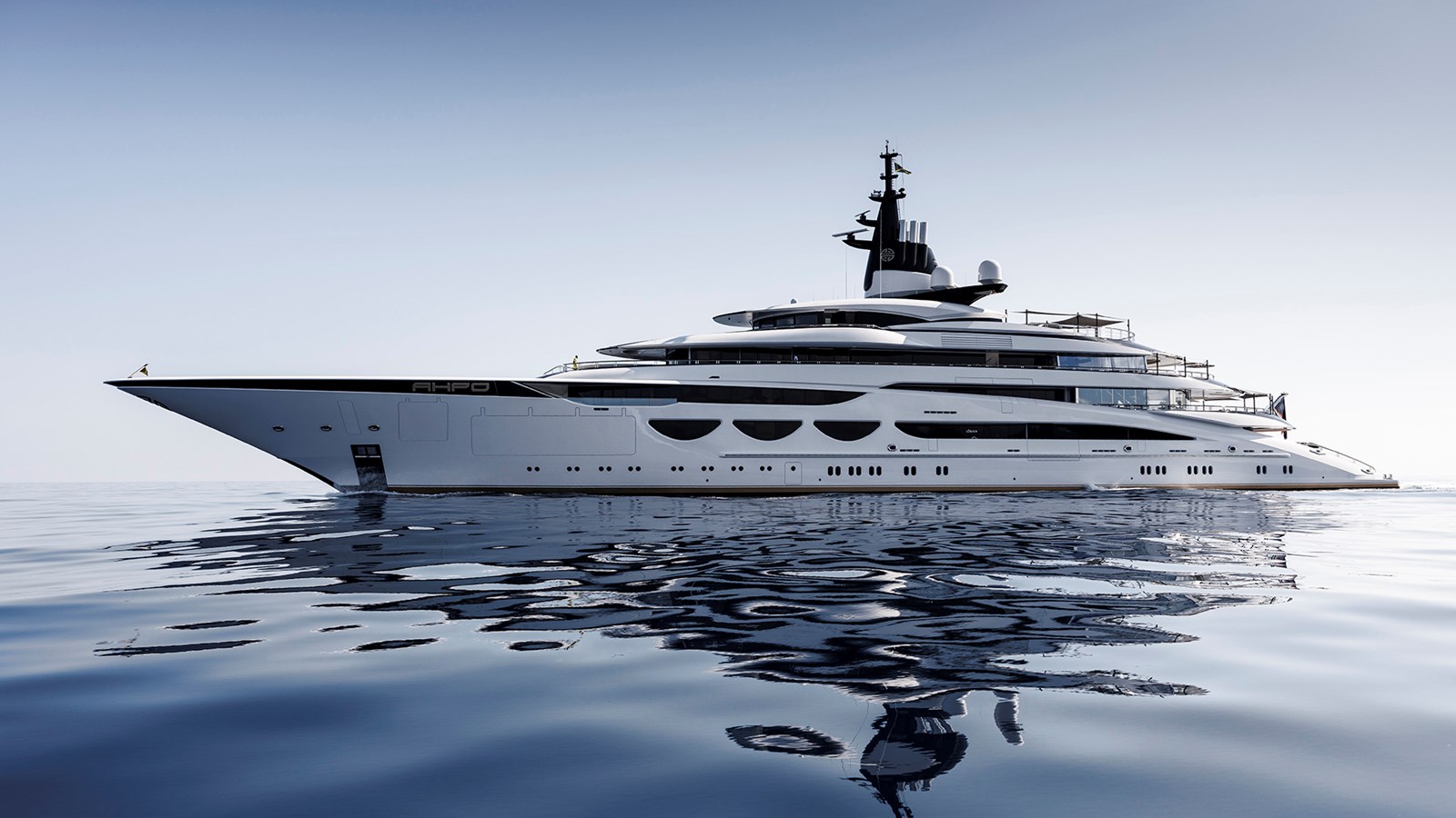 AHPO - 2021 LURSSEN 377' 8